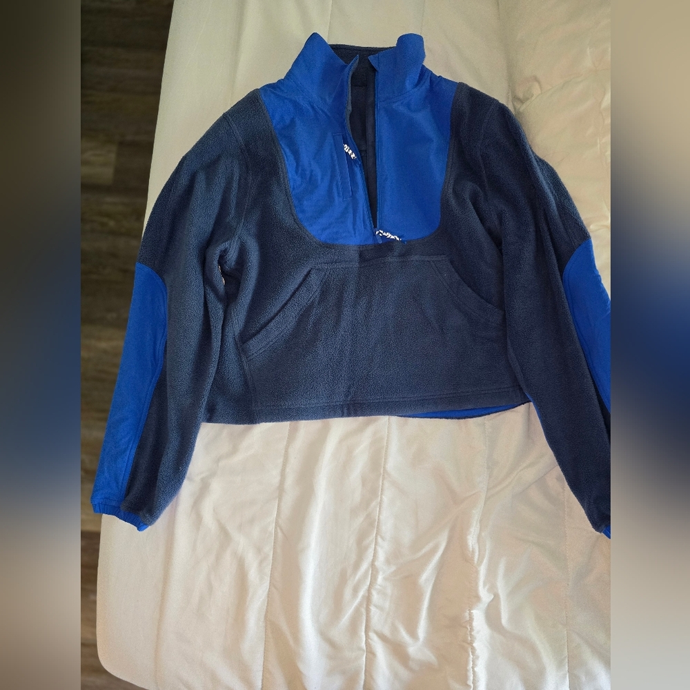 Lululemon fleece sweather